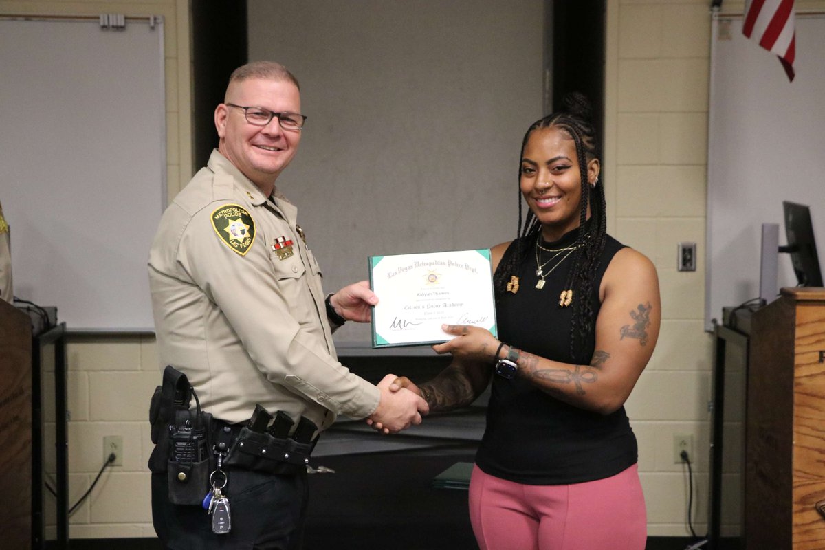 LVMPDSCAC's tweet image. 🎓👏 Congrats to Citizens’ Police Academy Class 02-2025!
30 grads completed 12 weeks of hands-on LVMPD training covering patrol, SWAT, K-9, DUI, use of force, crime prevention & more—including a ride-along! 💙
Apply now: 👉 lvmpd.com/cpa