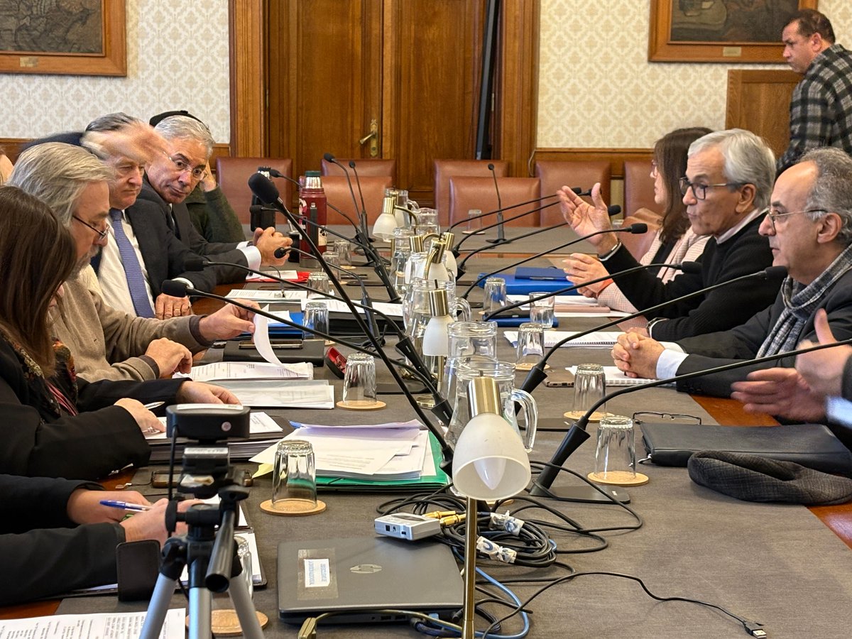 MTSSuy's tweet image. #AHORA El ministro Juan Castillo, el subsecretario @barrettoghione , la directora nacional de Trabajo @MarcelaBSarazol y el inspector general del Trabajo @LuisPuig567PVP , se reúnen con la Comisión de Asuntos Laborales y Seguridad Social de la Cámara de Senadores @SenadoUy