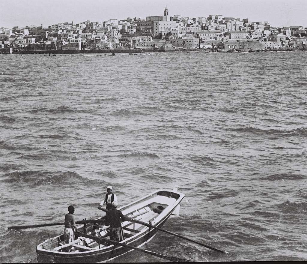 curatorWH's tweet image. Jaffa’s Port, one of the world’s oldest harbors, dates back over 4,000 years. It served ancient Egyptians, Phoenicians,and Bnei Yisroel. Mentioned in the Tanach, it was the landing site for cedars for Solomon’s Temple and later a key entry point for pilgrims to Israel.