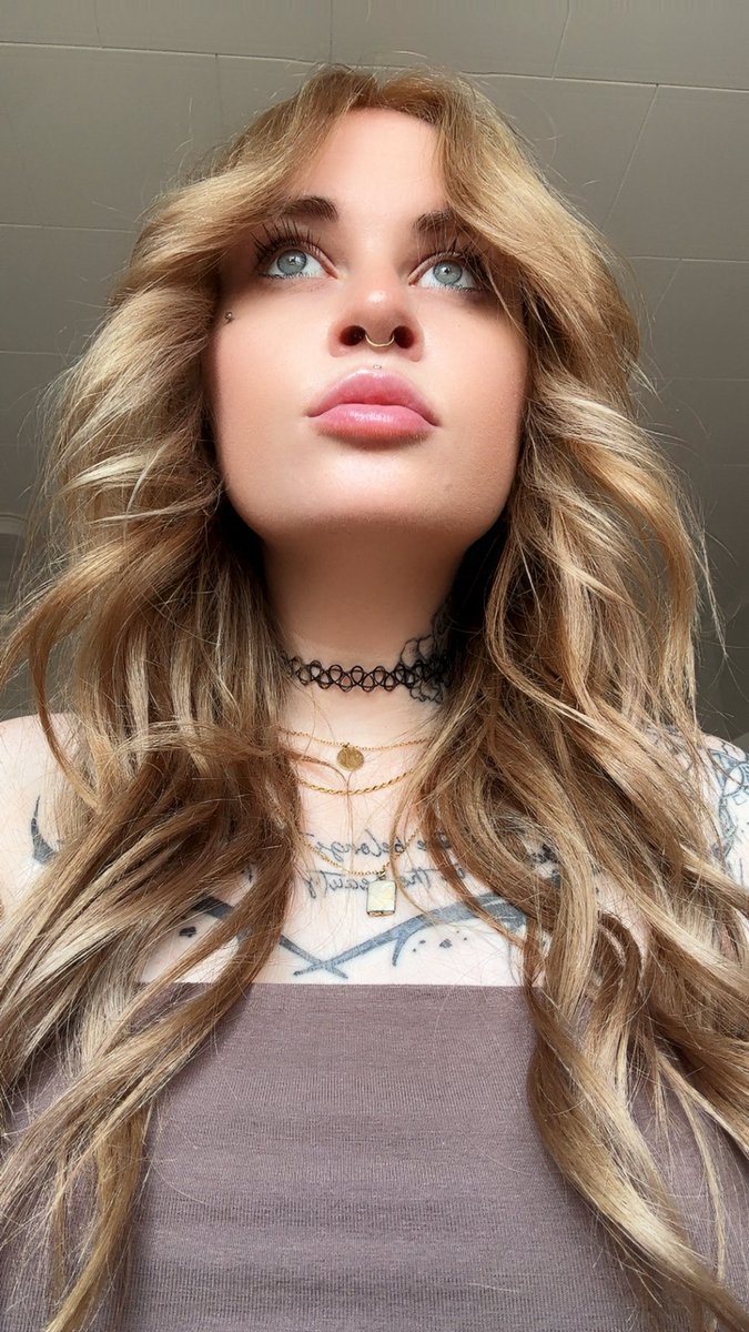 Do we fw the new hair? 🥺💛