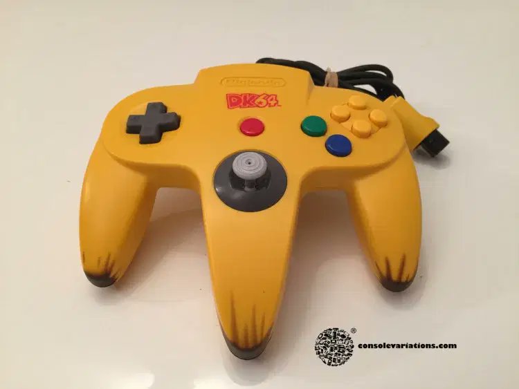 consolevariant's tweet image. Have fun with the new DK game!
And this is also a 100% official N64 Controller!