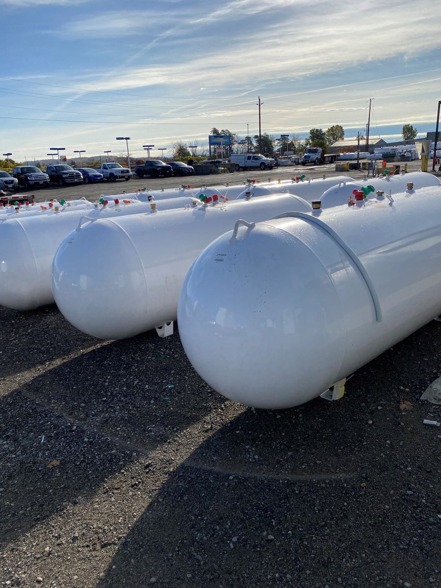 Continuing our #topicthursday, about the safety features of propane, tanks are designed to handle most weather conditions. Propane tanks are highly puncture-resistant and designed to withstand pressure, heat, and precipitation. #PropaneSafety #Primemax
