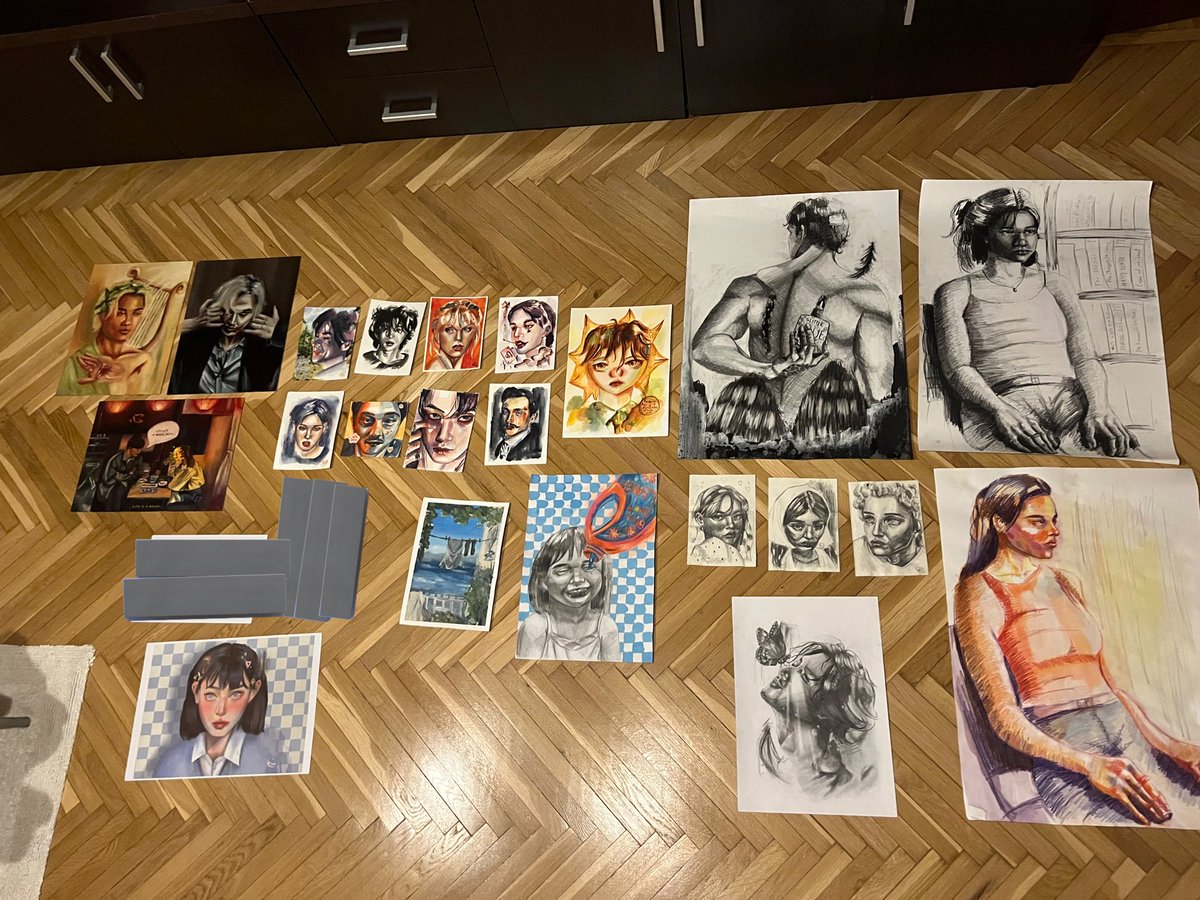 stnhoney's tweet photo. My final portfolio for art school https://t.co/cLJLBIJ6wo