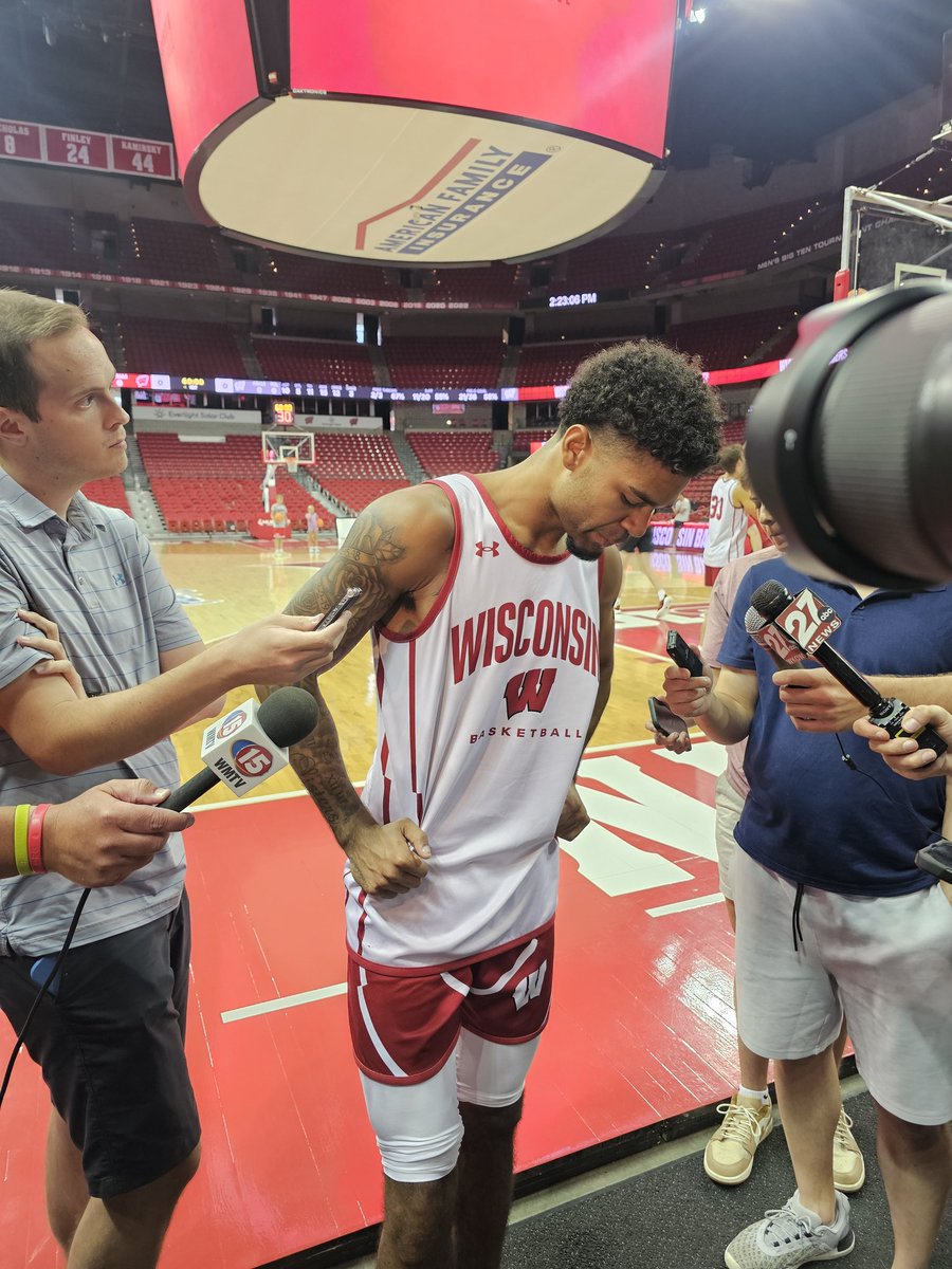 Nick Boyd on the backcourt featuring himself, John Blackwell and Andrew Rohde: "This is going to be one of the best trios in the country." 

#Badgers