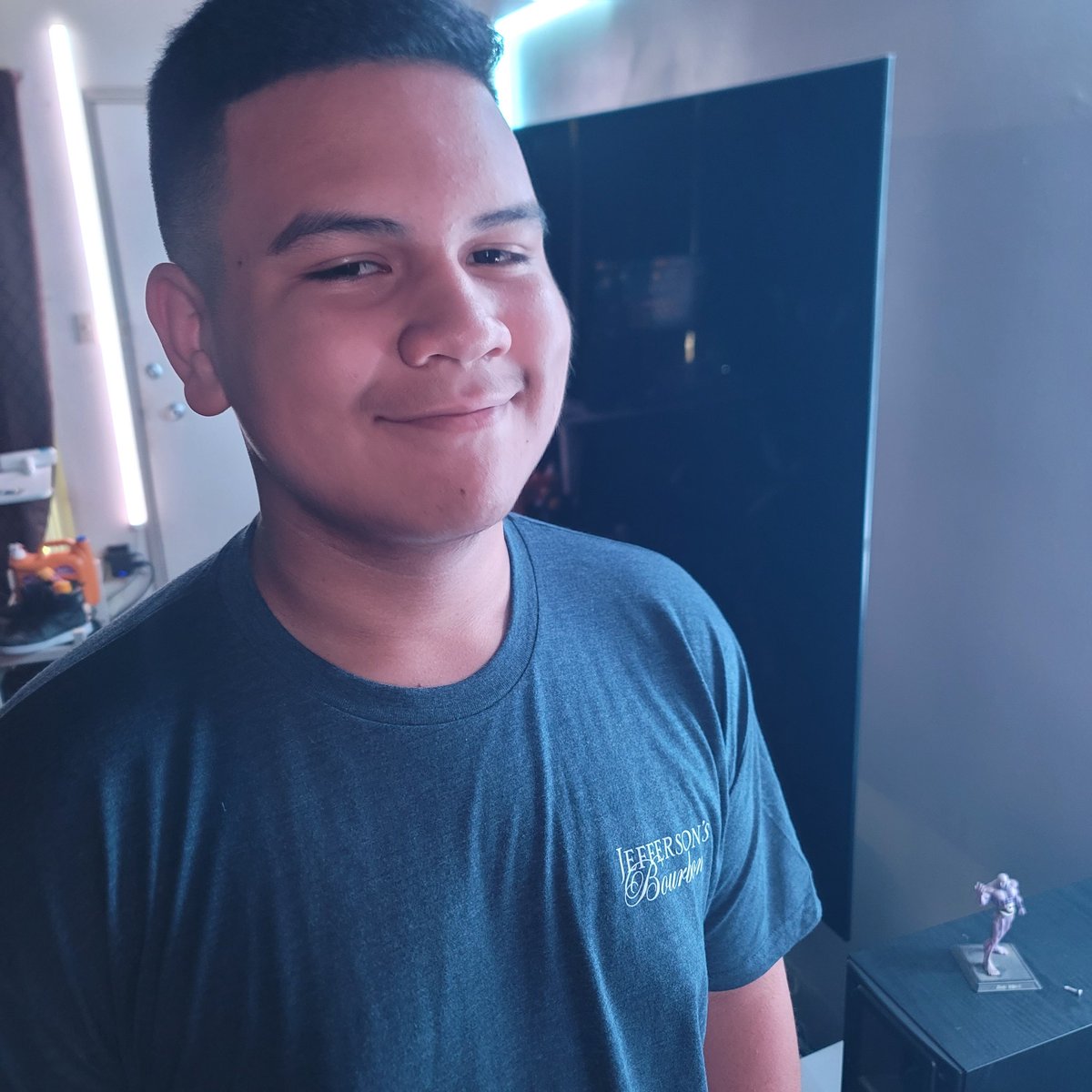 OnlineTony (@onlinetony_213) on Twitter photo Today is <a href="/onlinecale213/">STG|onlinecale</a>'s birthday! He is turning 16!
Proud of your accomplishments!
Will be doing a small celebration birthday party for <a href="/DarkJack128/">MvF | DarkJack</a> & <a href="/PerfectShini/">MvF | PerfectShini @ EVO2025</a> as well at the same time! Happy birthday to you guys!
Let's have fun today!
Shout outs to <a href="/AfterAngel_/">AfterAngel 🔜 EVO</a>
#mk1 #fgc Today is <a href="/onlinecale213/">STG|onlinecale</a>'s birthday! He is turning 16!
Proud of your accomplishments!
Will be doing a small celebration birthday party for <a href="/DarkJack128/">MvF | DarkJack</a> & <a href="/PerfectShini/">MvF | PerfectShini @ EVO2025</a> as well at the same time! Happy birthday to you guys!
Let's have fun today!
Shout outs to <a href="/AfterAngel_/">AfterAngel 🔜 EVO</a>
#mk1 #fgc