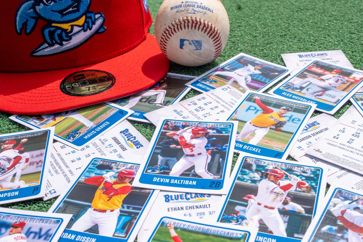 🚨 They're here! Our 2025 Team Card Sets have arrived! They're in the Claws Cove or online here: bit.ly/46Ovnqh
