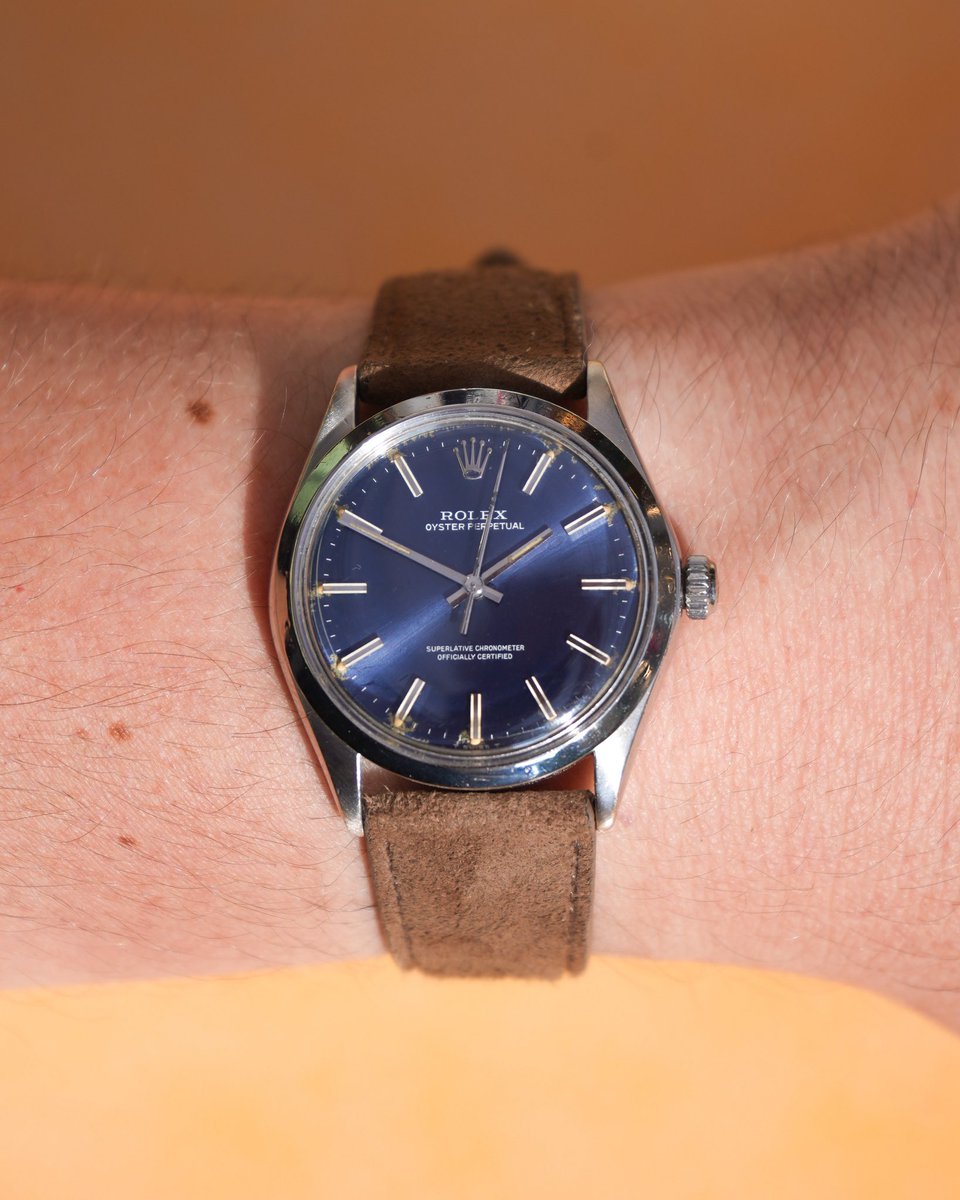 gauthierwatches's tweet image. Some truths can’t be understood until experienced. Like that every man needs a blue-dial wristwatch. 

.
.
.

#bluedial #bluedialwatch #wristwatch #vintagerolex #oysterperpetual #rolexoyster #rolexoysterperpetual #vintagewatch #vintagewatches #wristwatches #menswear