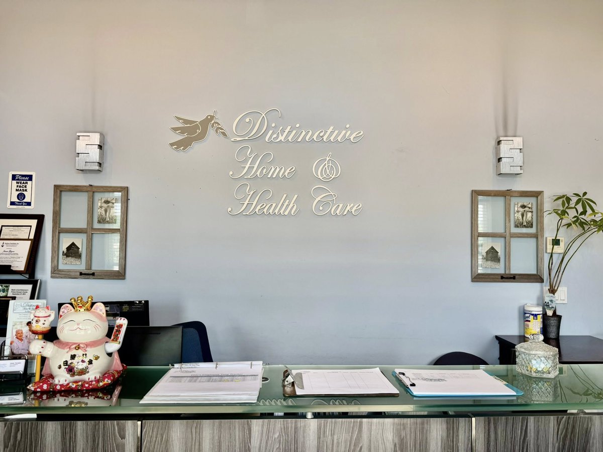 DistinctiveHHC's tweet photo. On this awareness Thursday, we would like to share our team building wall! Every other week, we build-together! If you have any suggestions for team building, let us know! #teambuilding #buildingteams #helpingpeople https://t.co/QL5auMROe5