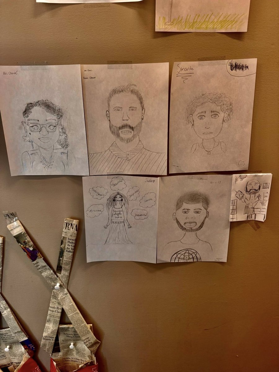 DistinctiveHHC's tweet photo. On this awareness Thursday, we would like to share our team building wall! Every other week, we build-together! If you have any suggestions for team building, let us know! #teambuilding #buildingteams #helpingpeople https://t.co/QL5auMROe5