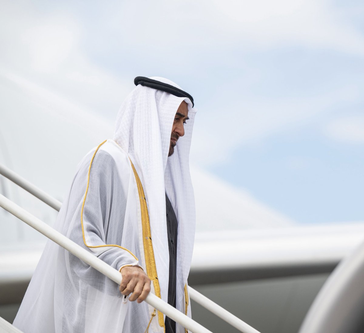 kh3lij_Arabi's tweet image. خلال أقل من يومين، الشيخ محمد بن زايد آل نهيان في جولة خارجية شملت:
زيارة دولة إلى تركيا 🇹🇷🇦🇪
زيارة عمل إلى ألبانيا 🇦🇱🇦🇪
زيارة عمل إلى صربيا 🇷🇸🇦🇪
زيارة رسمية إلى المجر 🇭🇺🇦🇪
وفّق الله قادتنا لما فيه خير أوطاننا، ورفعة شعوبنا.
