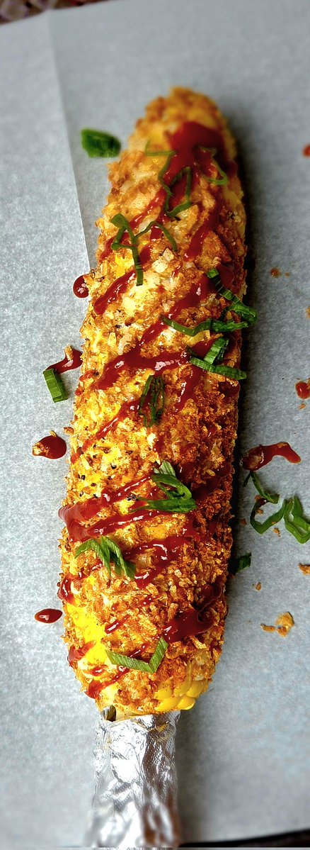 Block16Omaha's tweet image. Lets happy hour. 2-5. $2 screwdrivers, $2 beers, $5 wines and $5 elote! Schoolhouse gardens charred sweet corn soaked in jalapeño honey butter, smeared with mayo,rolled in parmesan and crispy crushed doritos with cayenne and hot sauce. Dine in only. Only til 5. Get down here!!!