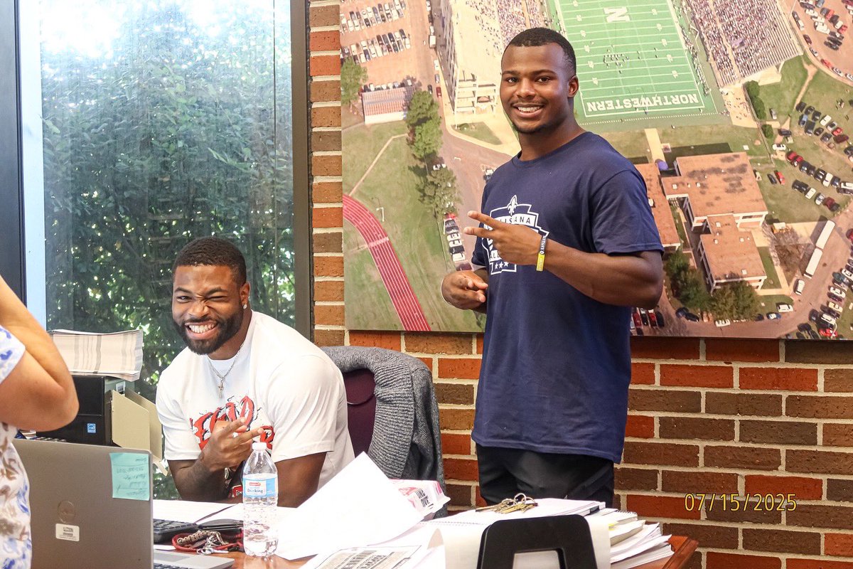 NSUDemons's tweet image. 📞Ring ring, it’s the Demons!
Our football student-athletes are back this evening at 6:30 PM to call anybody that hasn’t renewed season tickets 🤘
This is the perfect time to chat with our Demons and get your season tickets for the 2025 football season!
#ForkEm
