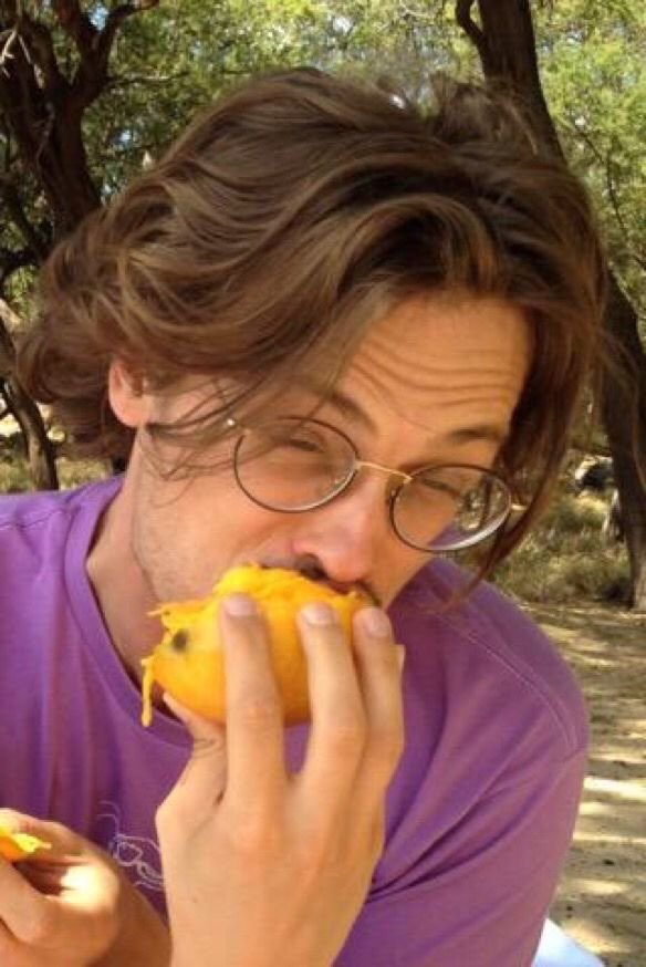 reidsbambi's tweet photo. how he eats me out what who said that https://t.co/AOFRP6QBt4