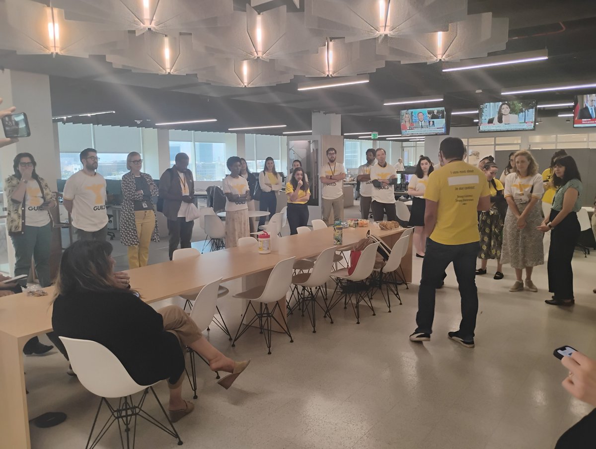 PopeZurie's tweet image. Support the @latguild and the @newsguild. The only surefire guarantee of a strong newsroom is a strong contract. Unions are the last line of defense against abuse and exploitation, and that's true in newsrooms, warehouses, hospitals, or any workplace.