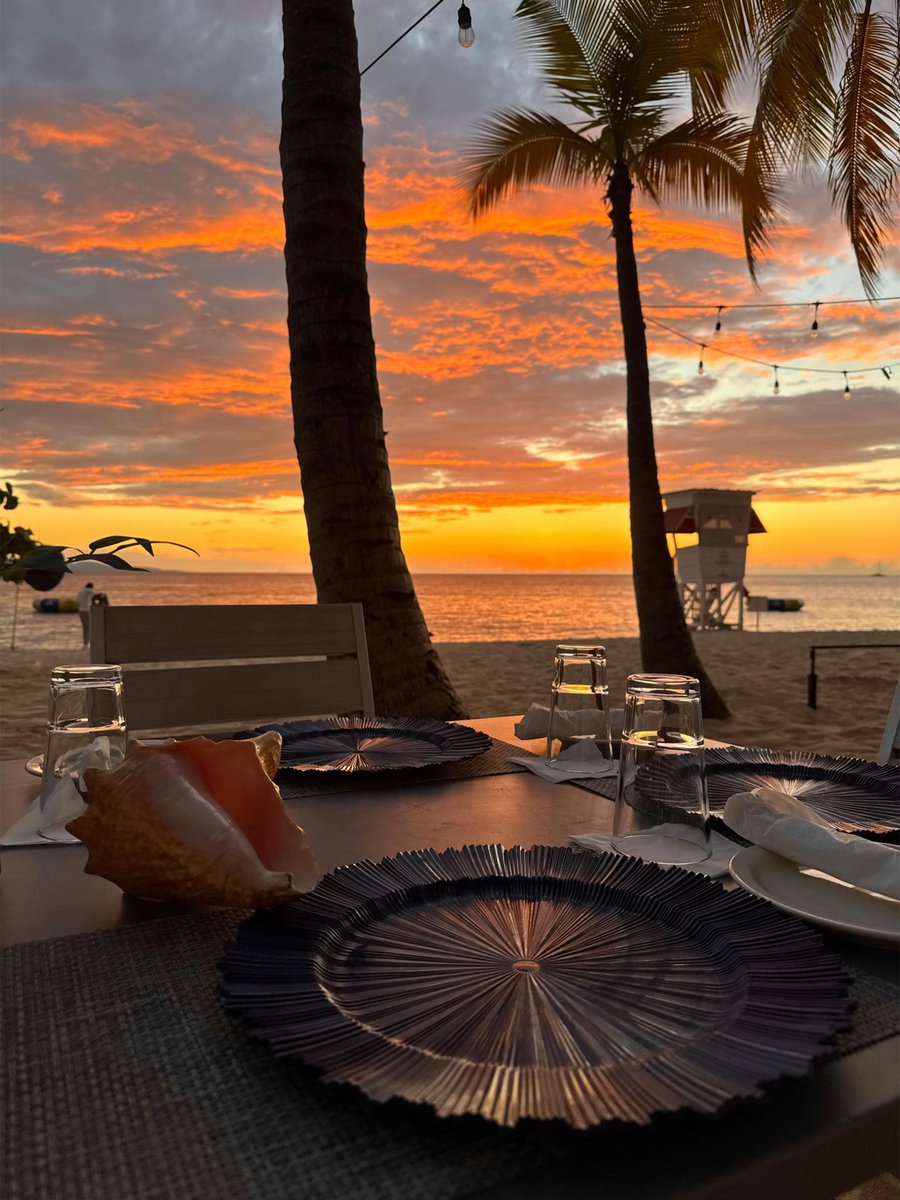 TheEdGadgets's tweet image. Rate my IPhone photography out of 10