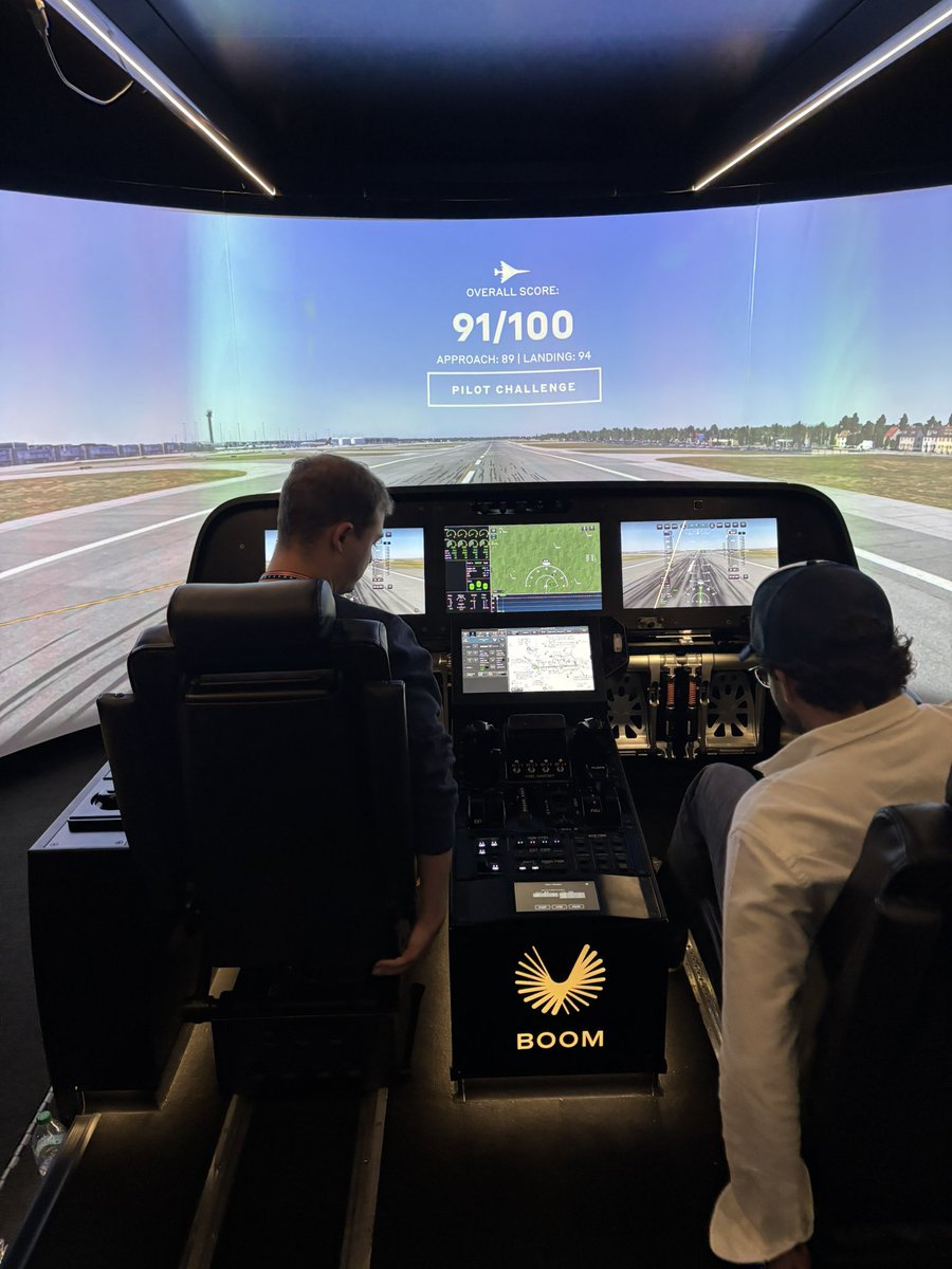 DavidZagaynov's tweet image. 91 on boom sim
i can be trusted flying a supersonic jet