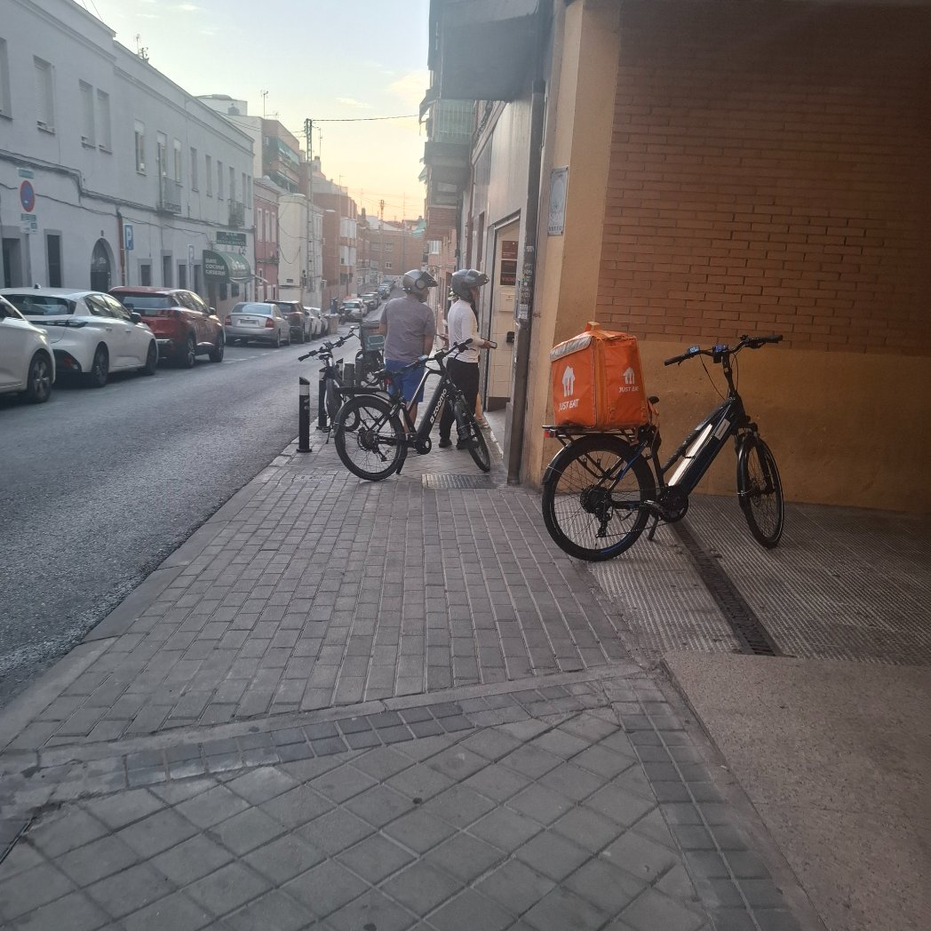 El mirador del Cosmos (@ocelos1962) on Twitter photo Calle José Calvo 10, Cocinas Fantasma de <a href="/ganasdevicio/">VICIO</a> <a href="/JMDTetuan/">Distrito Tetuán</a>
Gracias por ocupados de los vecinos <a href="/AlmeidaPP_/">José Luis Martínez-Almeida</a> <a href="/ppmadrid/">PP Comunidad de Madrid</a> No podemos ni pasar Calle José Calvo 10, Cocinas Fantasma de <a href="/ganasdevicio/">VICIO</a> <a href="/JMDTetuan/">Distrito Tetuán</a>
Gracias por ocupados de los vecinos <a href="/AlmeidaPP_/">José Luis Martínez-Almeida</a> <a href="/ppmadrid/">PP Comunidad de Madrid</a> No podemos ni pasar