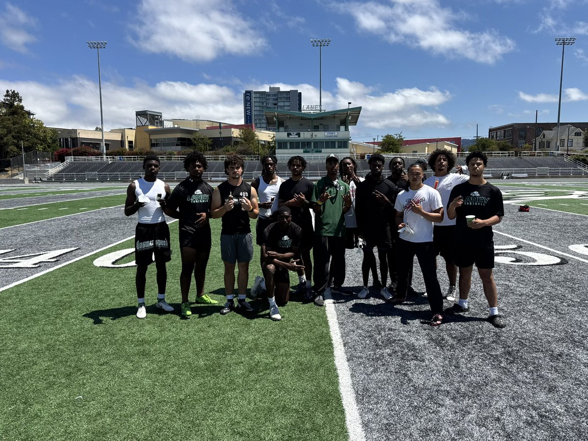 Miles Williams (@miles_williams2) on Twitter photo First summer over ! Blessed for this opportunity and this group ! Very proud with how these boys worked day in and day out ! About to get real sticky come fall ! 😈 <a href="/LaneyCollegeFB/">Laney College Football</a> <a href="/ramos_Laney_FB/">Josh Ramos</a> #WingsWide #TalonsOut🦅🧤 First summer over ! Blessed for this opportunity and this group ! Very proud with how these boys worked day in and day out ! About to get real sticky come fall ! 😈 <a href="/LaneyCollegeFB/">Laney College Football</a> <a href="/ramos_Laney_FB/">Josh Ramos</a> #WingsWide #TalonsOut🦅🧤