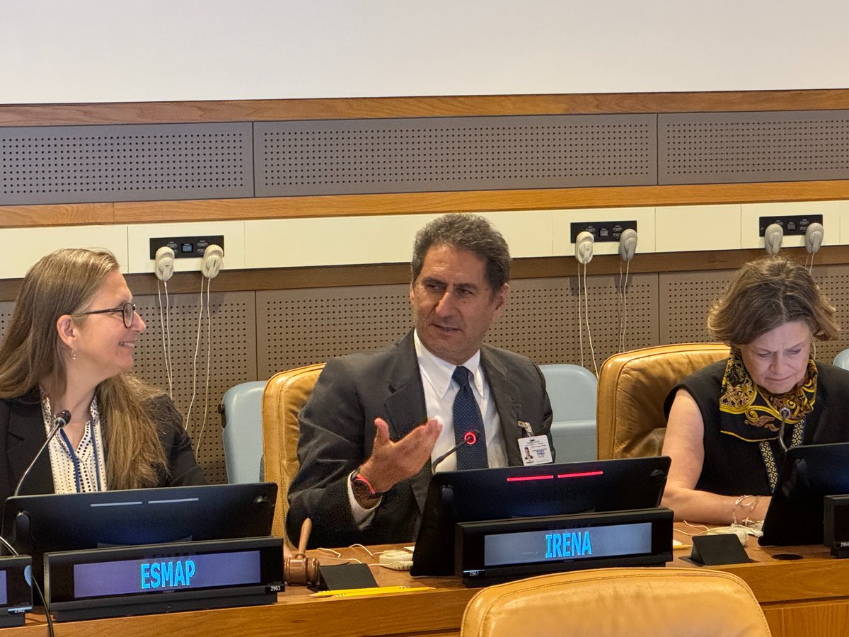 flacamera's tweet image. W/ @WorldBank #ESMAP & partners, we launch a policy brief on gender indicators for sustainable energy to
✅prioritise #genderequality
✅collect robust data
✅strengthen political commitment
At @IRENA, we continue leading knowledge on the role of women in #renewables. #HLPF2025