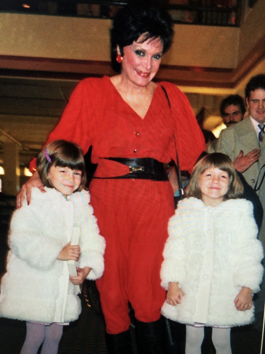 StephanieSidley's tweet image. Connie Francis has sadly passed away. She was my Mom’s favorite singer and “Where the Boys Are” was her favorite movie. Miss Francis will be missed forever. 🕊️🕊️🕊️