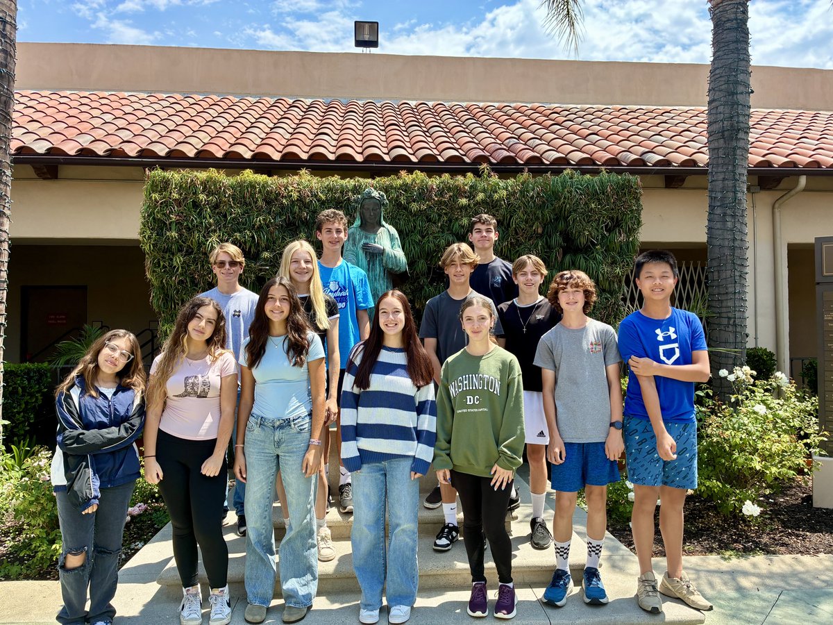 MUNSM's tweet image. Second session of MUN Bootcamp ✅
Public speaking, global issues, and new friendships 💬🌍
These future delegates are ready to represent and lead! #MUNBootcamp #FutureDelegates #LeadershipInAction #SMCHS