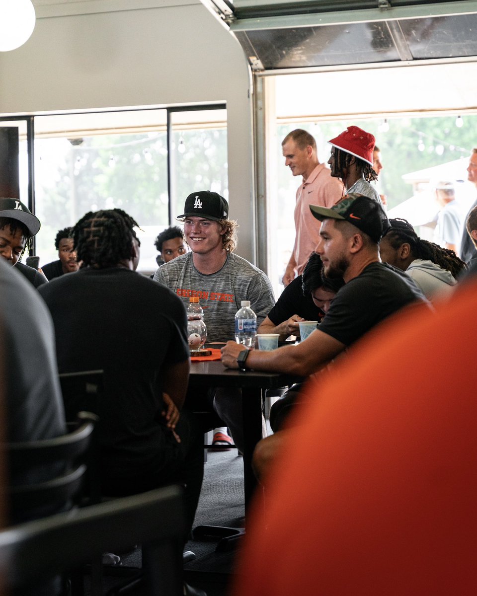 BeaverFootball's tweet image. Great team day! 🦫⛳️