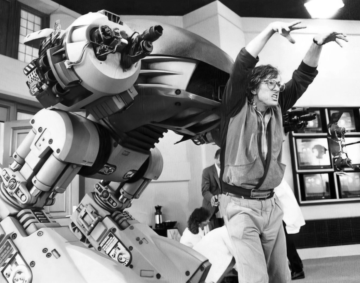 CCinephilia's tweet image. RoboCop turns 38 today!
Paul Verhoeven's brutal, brilliant masterpiece continues to be a powerful sci-fi spectacle and a razor-sharp social commentary.
We look back at its legacy, craftsmanship & enduring relevance.
🔗 cinephiliabeyond.org/robocop/