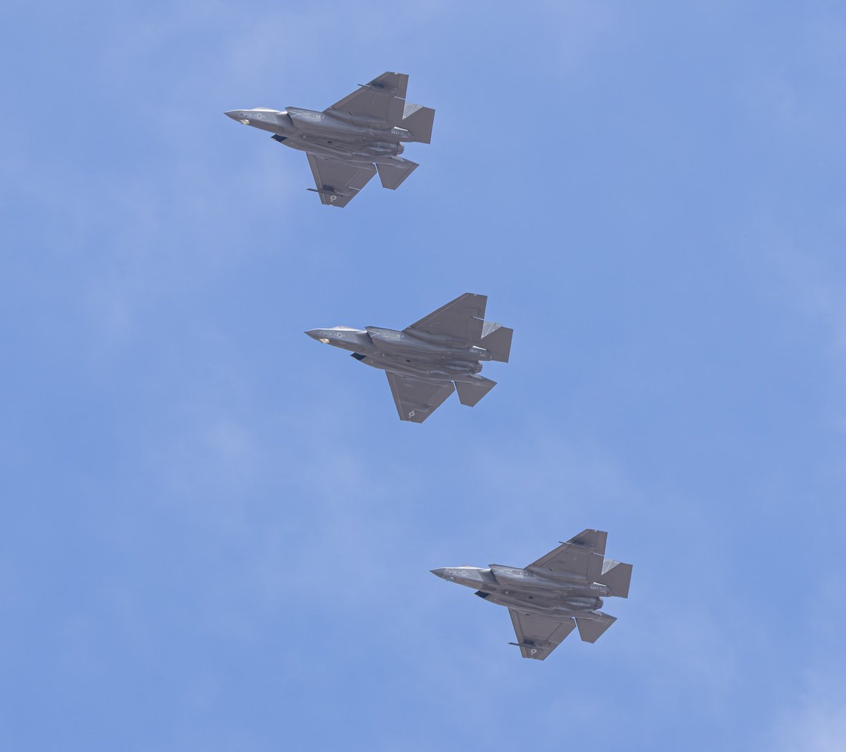 ShorealoneFilms's tweet image. (2) NBVC Point Mugu Mil aviation action!!! #AvGeek #F35C #VX9  07-16-25