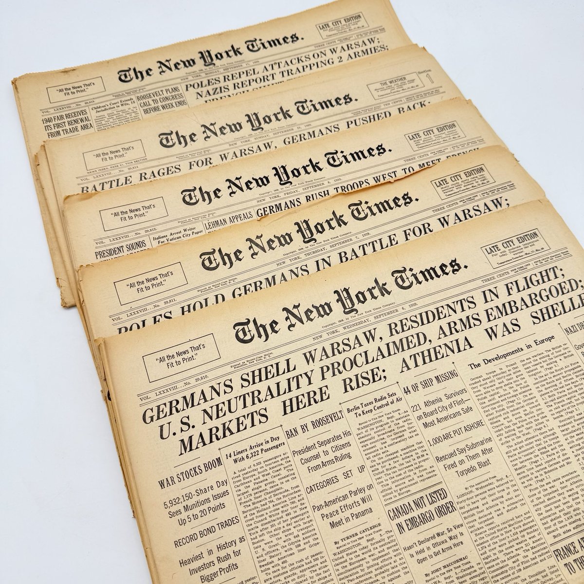 TheHistoryList's tweet image. It's Rare Finds Thursday, and we are excited to showcase a collection of WWII newspapers! We will be offering several newspapers tonight and will continue to introduce more over the coming weeks.
These newspapers span from the start of the war until the winter of 1944 and are in…