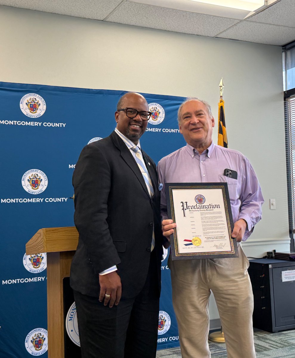 MontCoExec's tweet image. This week, we celebrated 30 years of @MoCoDHHS, an agency that never closed during COVID, saved lives through science & continues to serve every resident with equity and compassion. Thank you to every DHHS staff member and partner who makes Montgomery County stronger every day.
