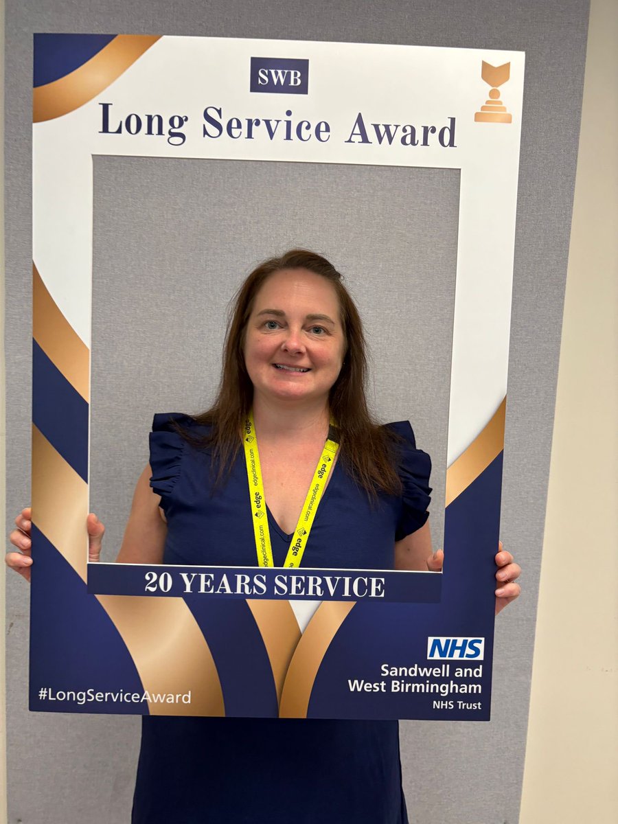 SWBH_RandD's tweet image. Yesterday our Head of Department Kelly Hard and Research Nurse Sibet have been awarded their 20 year long service award Kelly, Sibet &all the colleagues at SWB over the years have continued to show compassion and dedication to their patients&community✨