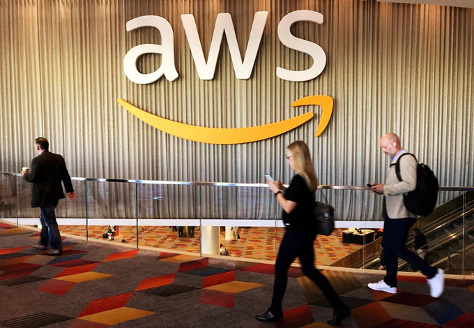🚨 BREAKING : Amazon AWS: tagli di posti di lavoro annunciati, secondo Reuters