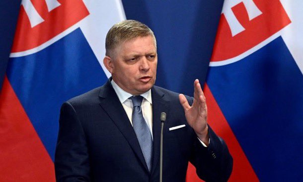 CasetaBosque's tweet image. 🗳️‼️‼️🇪🇺🇺🇦ÚLTIMA HORA🇺🇦🇪🇺‼️‼️🗳️
⚡️De acuerdo a Reuters, Robert Fico levantará mañana el veto al 18° paquete de sanciones a Rusia 🇷🇺 de la Unión Europea 🇪🇺.
Buenísima noticia.