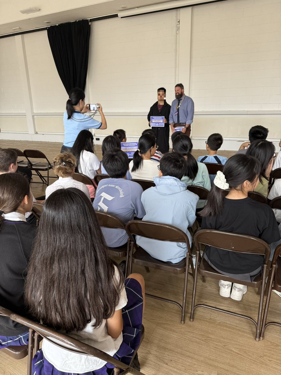Mr Cook presents certificates and awards to our Chinese visitors who finished their time <a href="/WorthingHigh/">Worthing High School</a> . We learnt so much from their pupils and staff and look forward to future interactions. <a href="/SDETrust/">South Downs Education Trust</a>