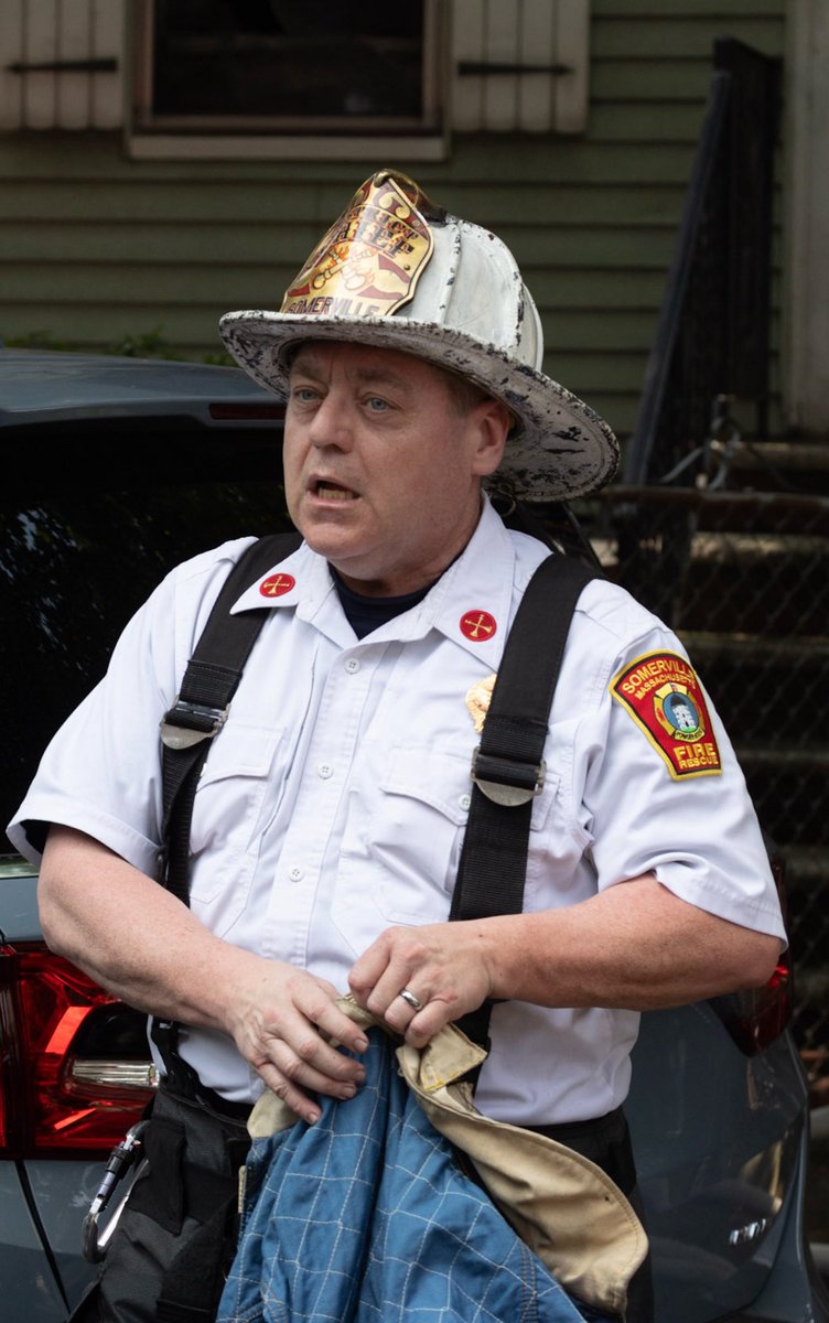 Best Wishes to Somerville District Chief Frank Lee working his last tour of duty today, 17 July  2025, following 41+ years of

Another outstanding member of the fire service who gave everything he had to the City of Somerville. 

Another #174 member retired!