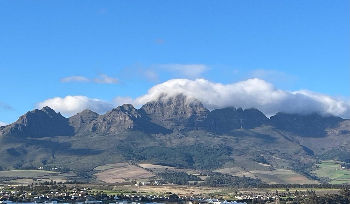 RGSHWSport's tweet image. Senior Rugby Tour (Weds) - a tour of Kayamandi Township and opportunity to donate books to their library, followed by a walking tour of Amazink to learn the history of this vibrant community.
@edwindoransport  @Hawkinsport  @rgshw  @rgshwboarding #TheRGSHWWay
