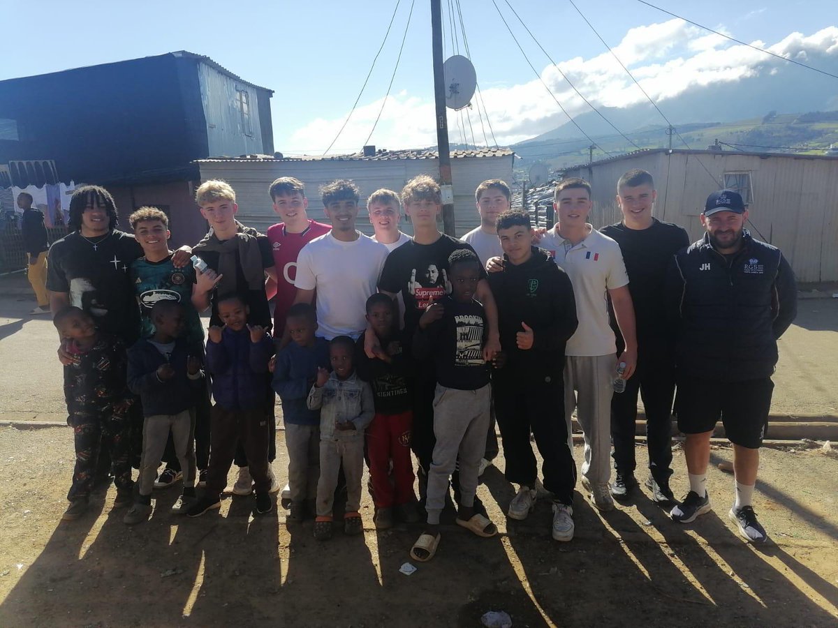 RGSHWSport's tweet image. Senior Rugby Tour (Weds) - a tour of Kayamandi Township and opportunity to donate books to their library, followed by a walking tour of Amazink to learn the history of this vibrant community.
@edwindoransport  @Hawkinsport  @rgshw  @rgshwboarding #TheRGSHWWay