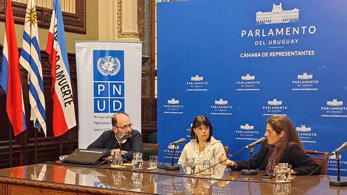SValdomir609's tweet image. Hoy participamos en la sesión:
“Gobernanza democrática de las grandes plataformas digitales”, parte del ciclo Gobernanza digital: hacia una nueva agenda legislativa.