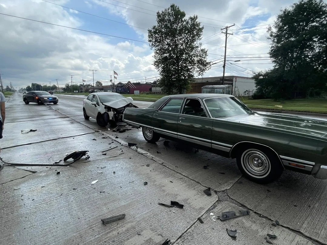 IrritableBowel2's tweet image. 73 Chrysler rear ended by a modern car, check out the damage 😂