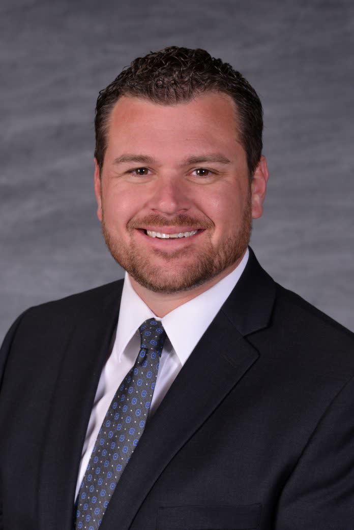 Congratulations to Jeff Mengenhausen, CEO of Montrose Regional Health (Montrose, CO), recently named to Becker's Hospital Review 2025 community hospital presidents and CEOs to know. MRH is managed by CHC.

>> beckershospitalreview.com/hospital-manag…