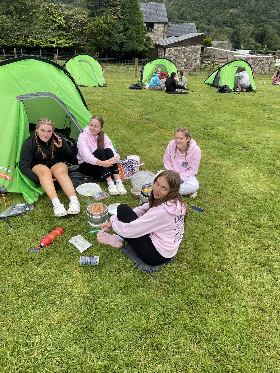 Dwr-y-Felin DofE tweet media