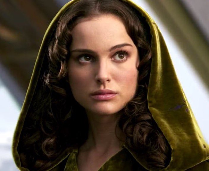 cosmic_marvel's tweet photo. David Corenswet says Natalie Portman in ‘STAR WARS’ was his first film crush.

(via https://t.co/rCAwQrWpJA) https://t.co/fQvBtcBpx3