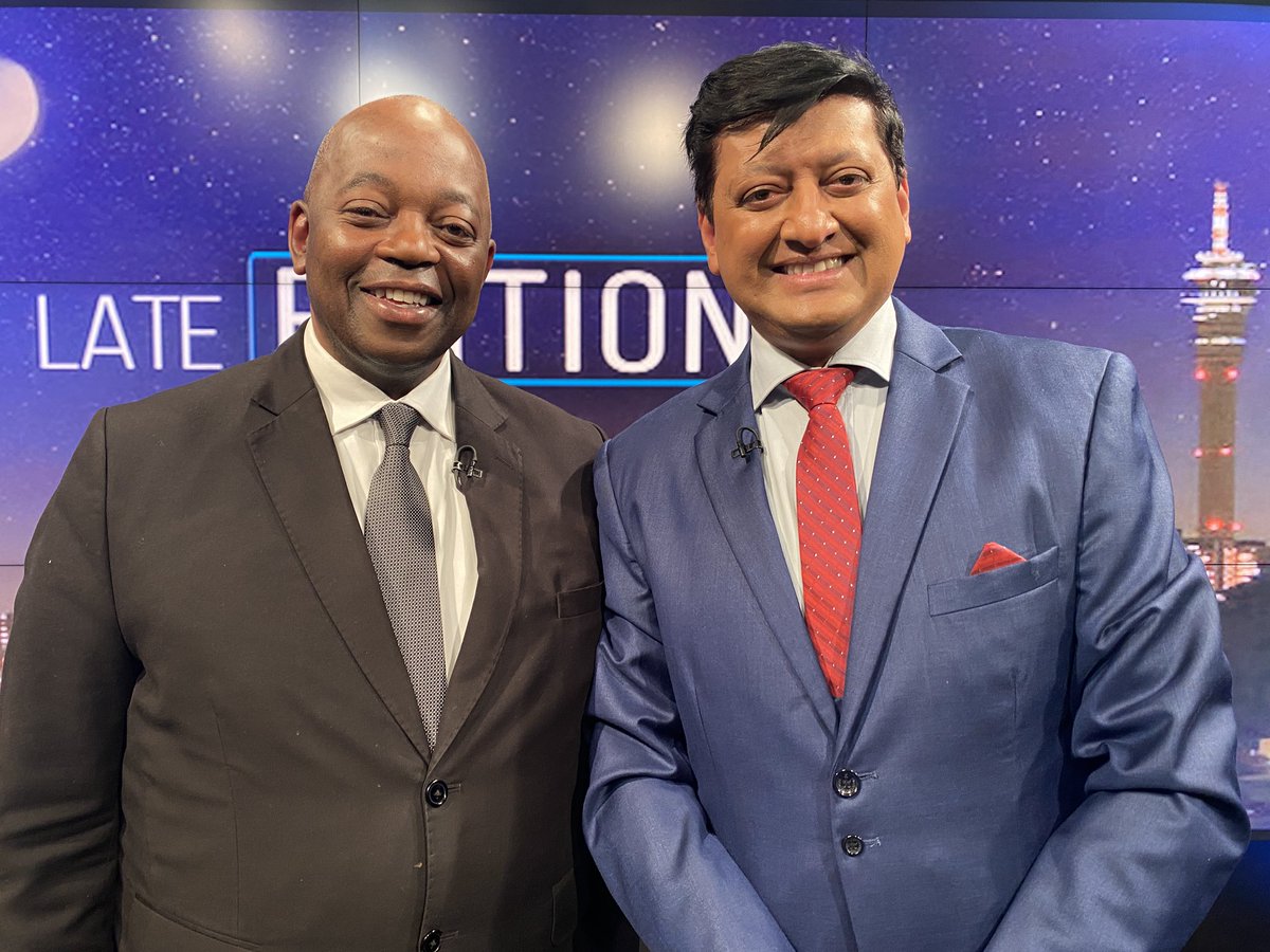 peterndoro's tweet image. It’s quite a thing being a guest at @SABC TV News tonight, a place I welcomed so many guests over many years. It was chatting to Mpho Sithole about my memories with the the TV News team as we Celebrate 75 years of SABC News. What an honour and privilege to be part of the story.…