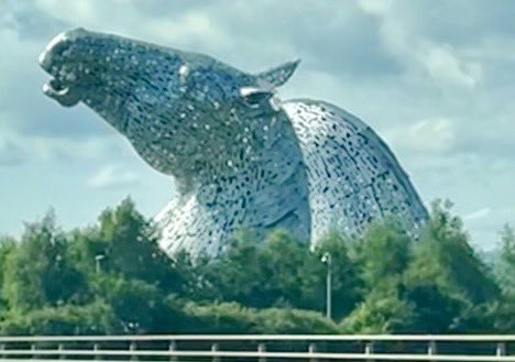 roadtrippingroy's tweet photo. Being a tourist in the place I was born and lived for many years. To appreciate, you sometimes have to leave, then come back #Edinburgh #travel #Scotland https://t.co/TUDmkYsa5y