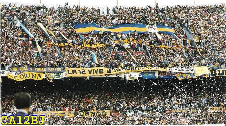 BocaEsPueblo's tweet image. QUE VUELVAN LOS VISITANTES. PERO DE VERDAD.
La AFA confirmó hoy, en conferencia de prensa, que el partido del Sábado entre Lanús y Rosario Central contará con 6.500 hinchas rosarinos, como parte de una prueba piloto para un "paulatino regreso de los visitantes".
Celebramos…