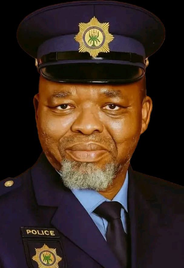 Phumlani_mad's tweet image. Advocate Malesela Teffo claimed on MacG’s Podcast and Chill that Senzo Meyiwa’s death was not a robbery but an accidental shooting by Kelly Khumalo during a heated moment at her home.