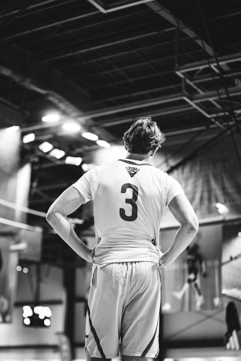 Thomas_vickery3's tweet image. I will be attending Myers Park for the 25-26 school year!