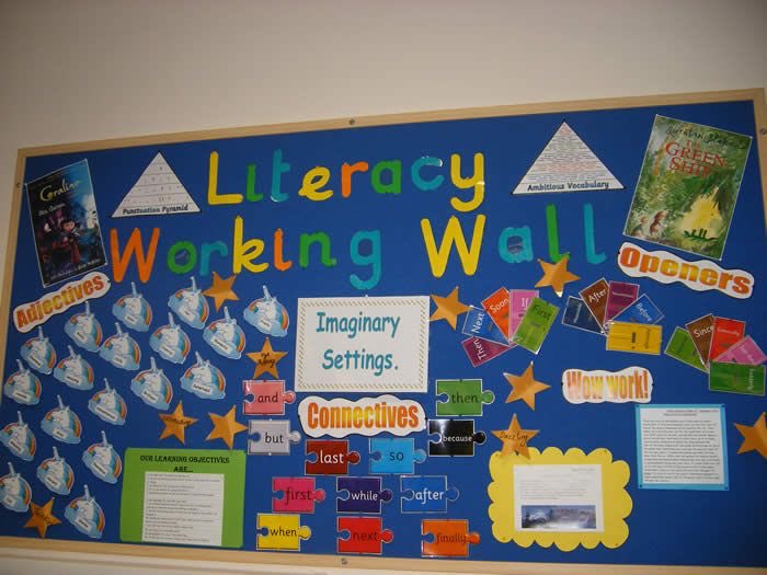 Ria1984's tweet image. I’ve said it before and I’ll say it again. Bright, over filled, 3d display boards that are busy and multicoloured are assaulting neurodivergent students.
They are too visually stimulating, distracting and sensory overloading.
#displays #sensory #autism #SPD #processing #SEND