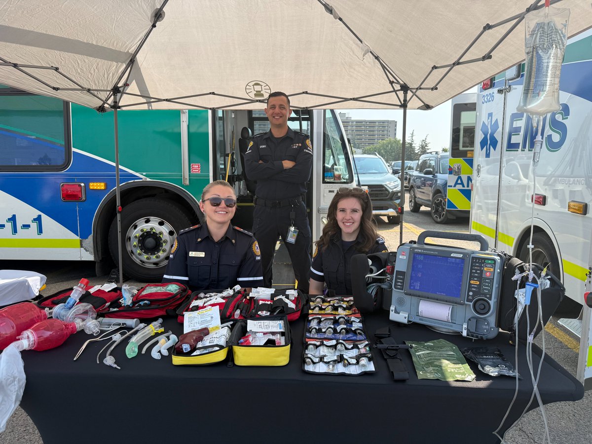 EHS_Alberta's tweet photo. #YourEMS is sending a big thank you to @SouthgateCentre for hosting their annual First Responders Appreciation BBQ.  Full BBQ proceeds help support Mental Health Foundation Alberta. https://t.co/zhCXC2QhTc