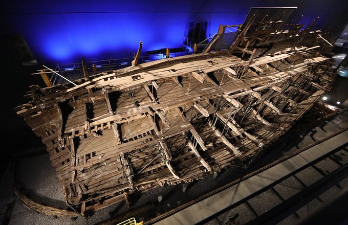 MilHistNow's tweet image. On this day in 1545, Tudor England loses its state-of-the-art warship, the Mary Rose, in action against a French invasion fleet off the Isle of Wight. The vessel will spend 437 years on bottom before being recovered in 1982.